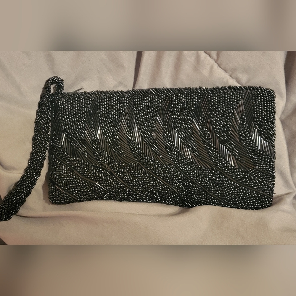 Vintage beaded wristlet